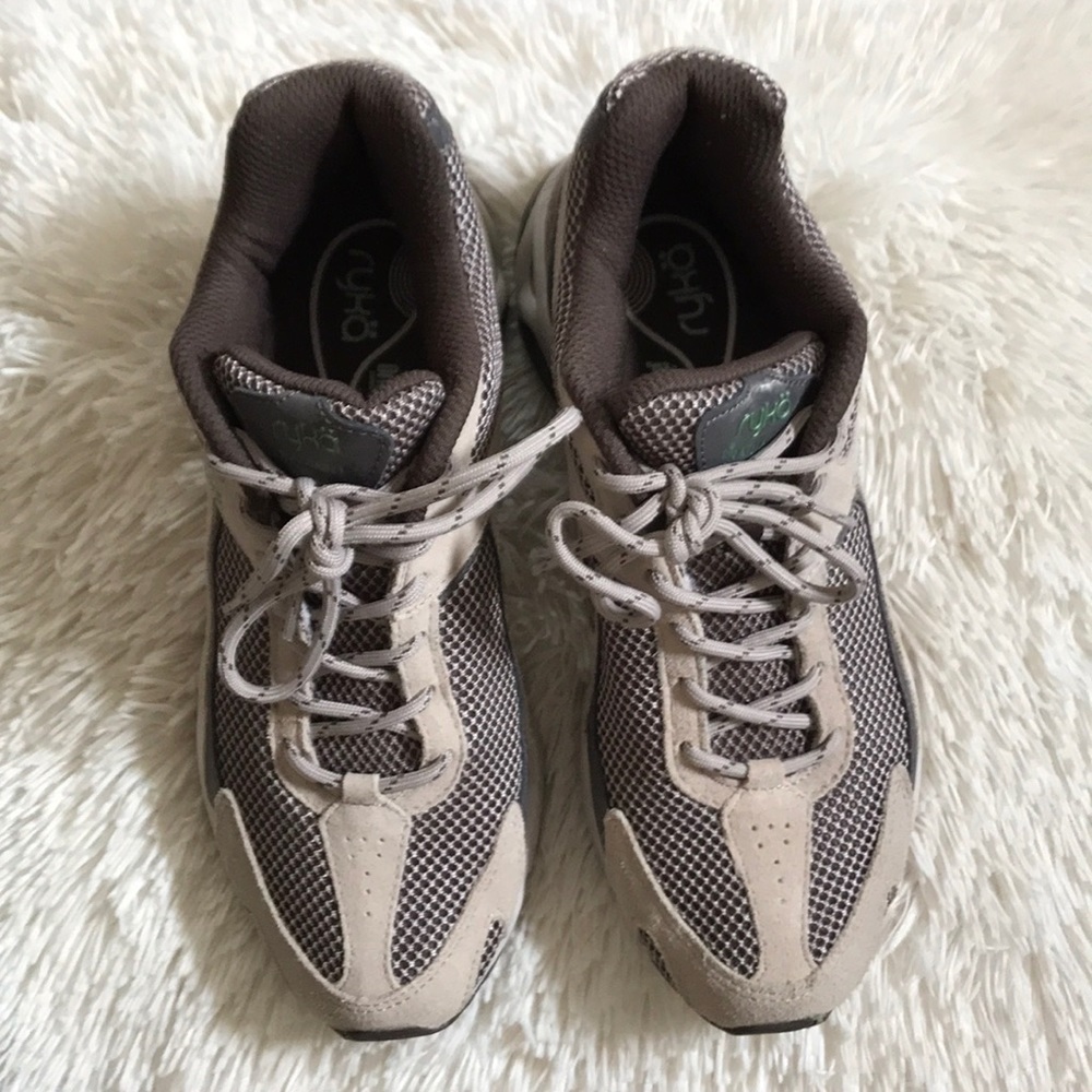 EUC Ryka Radiant walking shoes